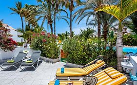 95 Great Location In Las Americas, Sea Front!